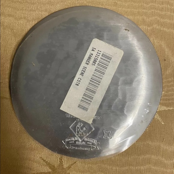 Wendell August Forge Christmas Manger Scene Plate
Used - Picture 9 of 11